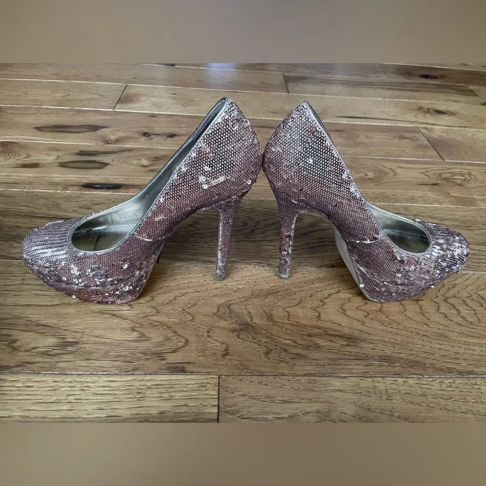 Steve Madden Bevv Rose Gold Sequin Platform Heels Size 8 - Picture 3 of 9